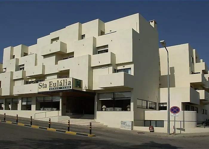 Santa Eulalia & فندق