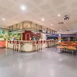 Santa Eulalia & Αλμπουφέιρα