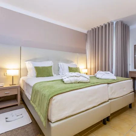 Santa Eulalia & Отель