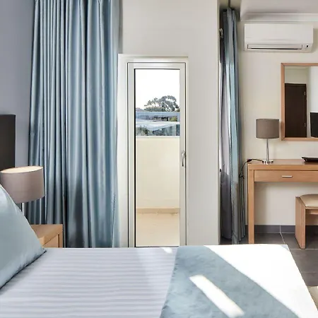 Otel Santa Eulalia & 4*