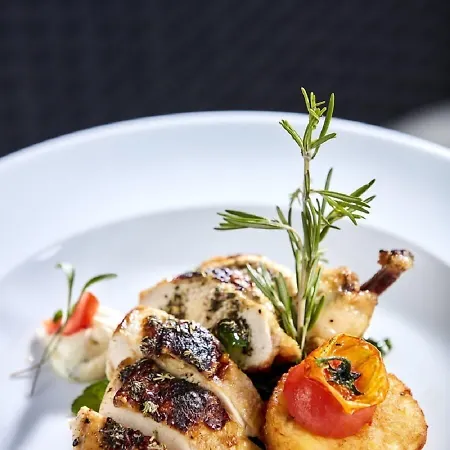 Santa Eulalia & Отель 4*